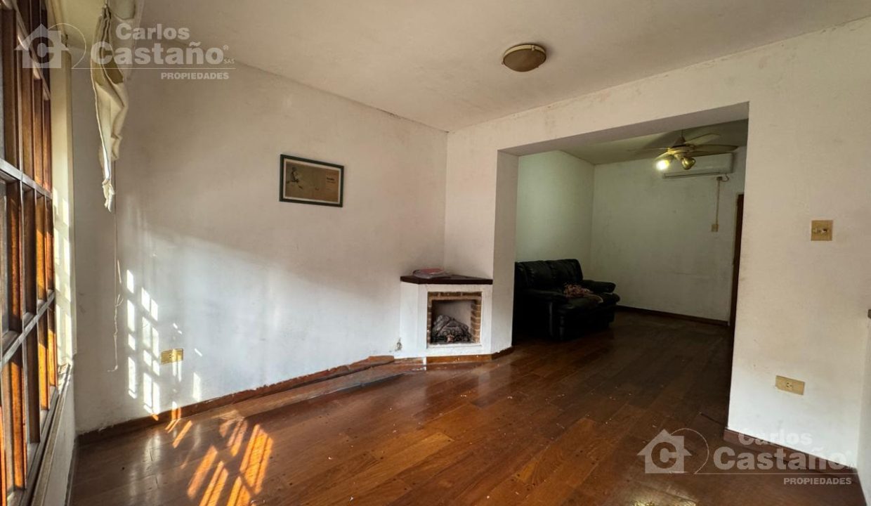 7183319_83096822069830031115000409121900599421167315269365972710795221648697080439865