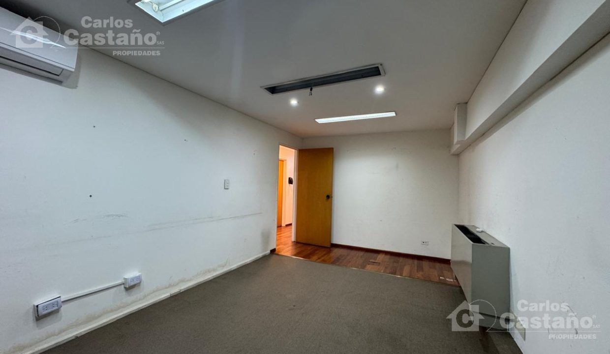 7183642_2759122424675272434744002654483719965115128944881964105267251096281524684134