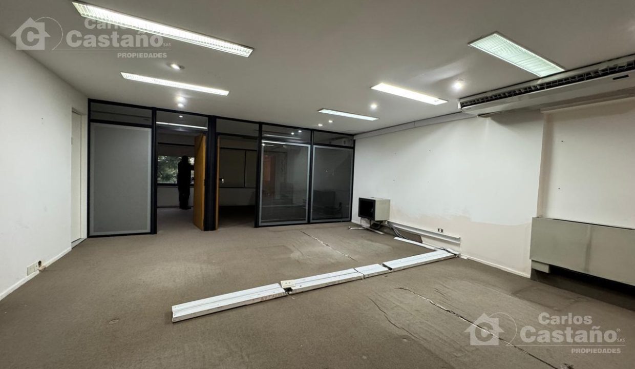 7183642_34007504911381636082281784681624890399930723707081676314210959083118425807853