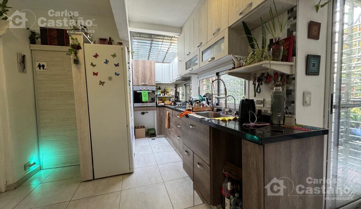 7194483_106431323537469681096900683710999317614190469285587712702675932020150899709131