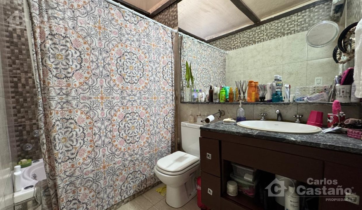 7194483_49751946737957489026351720515408402861032228839630892373062624081827713191747