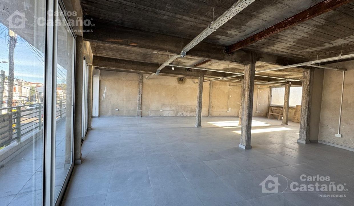 7203320_85892138962071183870696071241709013972807781674563165695072308242819695810738