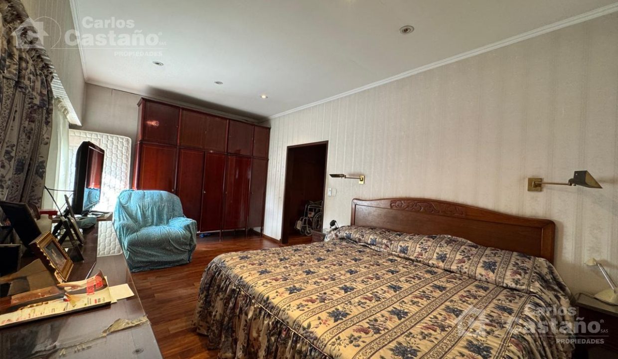 7212034_39650282549170041145501616207177506821229234226459868134309135232767498205826