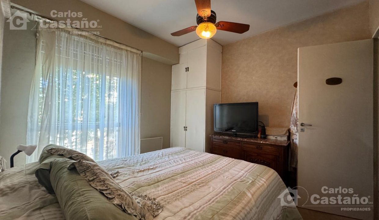 7212230_76351415523452832017348774654821209908440923595367427392561759525980721886476