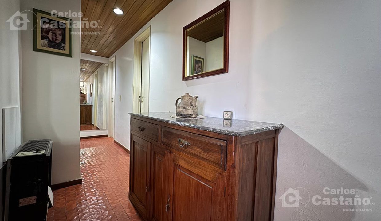 7212230_9760833743562885281765970567732120262043993128952247185792716067960621012044