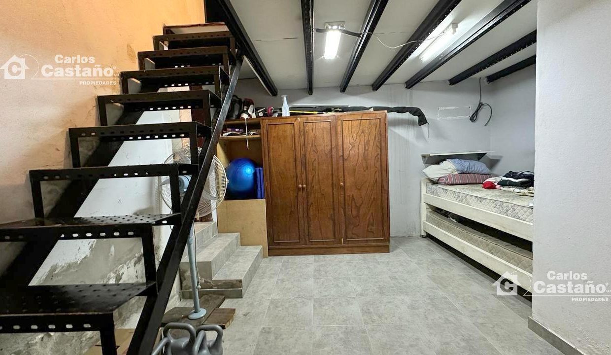 7225322_38987573934882579740846675029681111184929508578786283339848942412423356965963