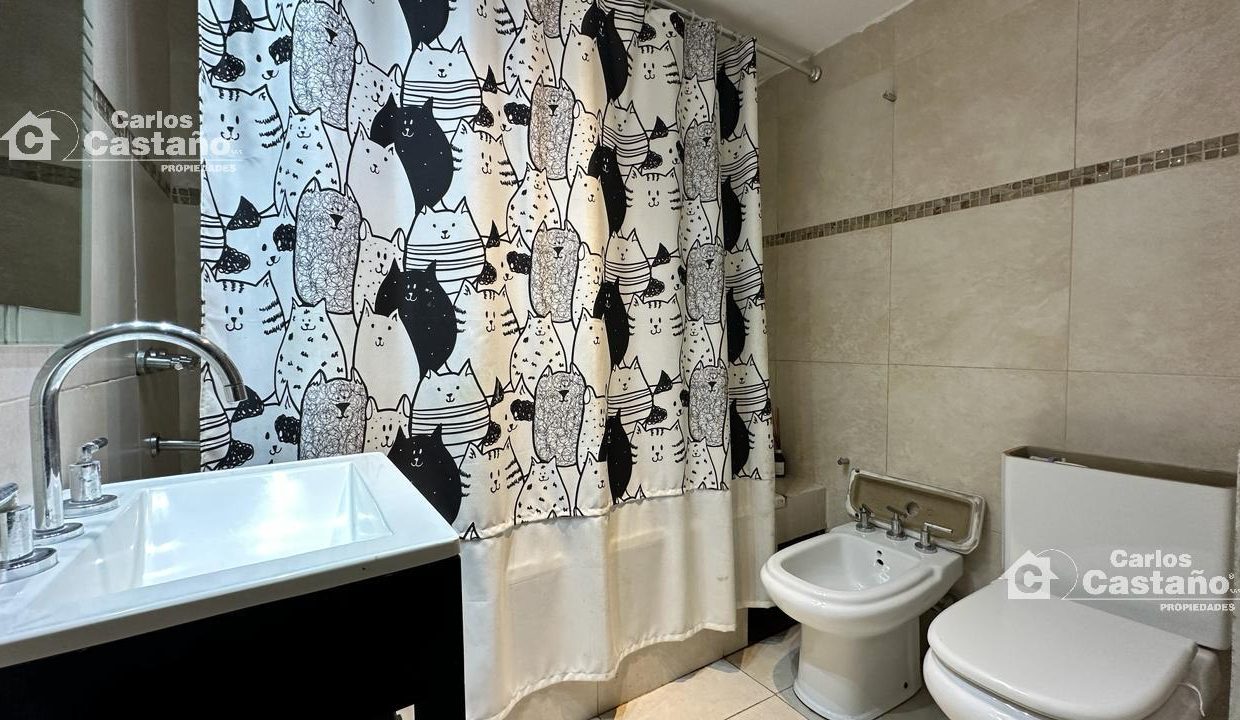 7225322_92829713646021938817775137787260198810575165293096617585264299026641594957648