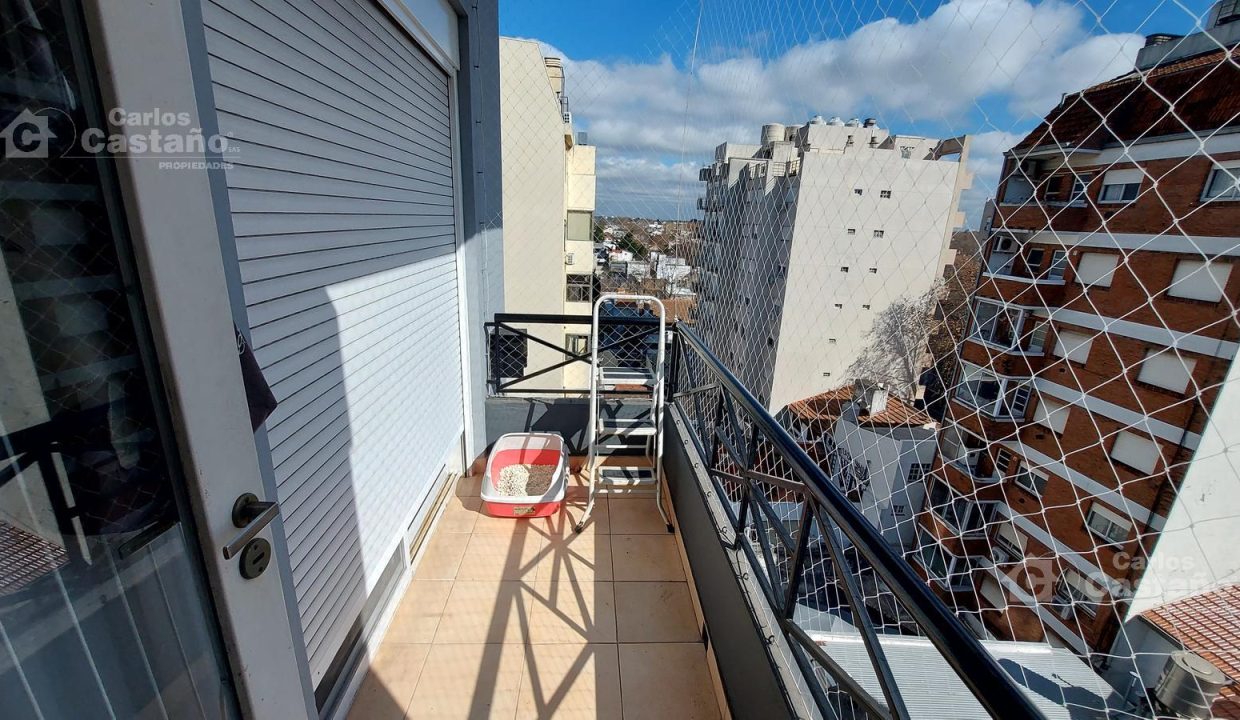 7229072_79156926394642412146672350849464439439659203657470399472835945688528230857810