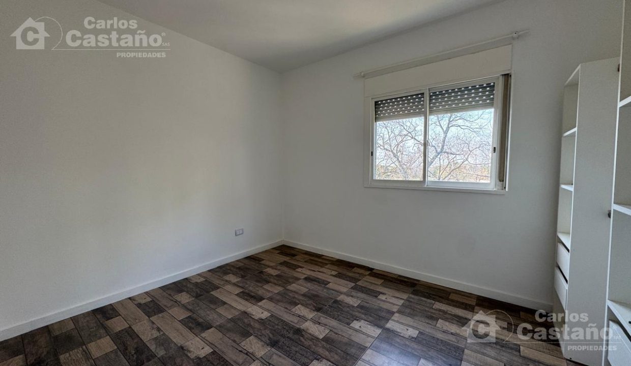 7248256_113969947696896972806017220387610054945907641908294711272605809849711029618569