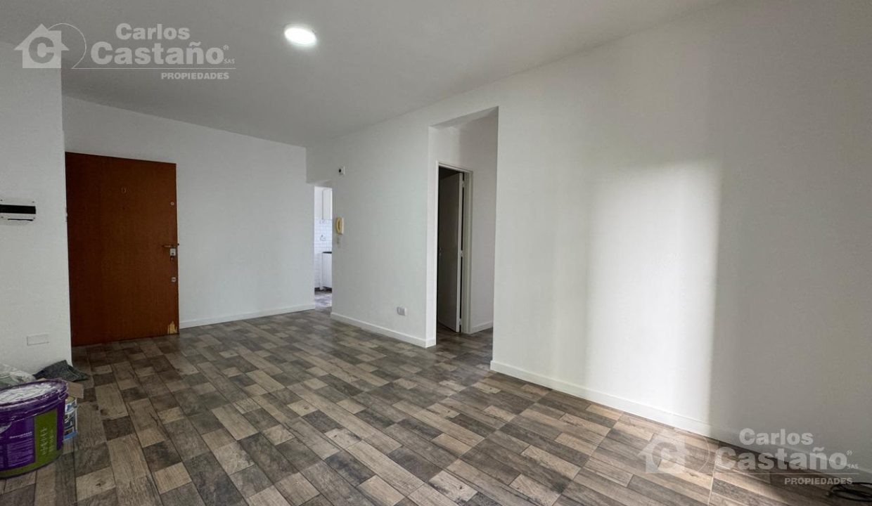 7248256_58570637668291981604577311039783495301432854070712767427134135893353330277717