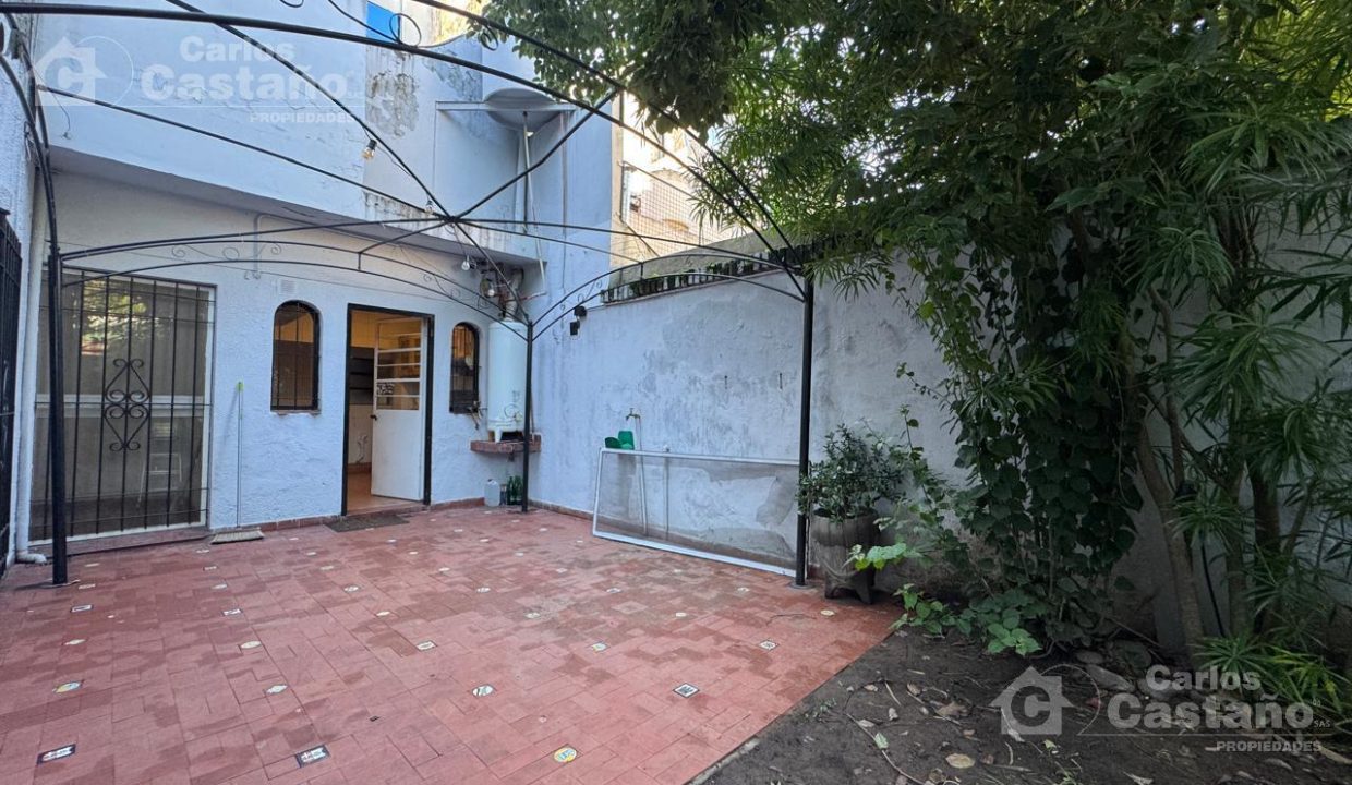 7261305_82885104951624880697983644272131992356860878752513116002571893067645824177220