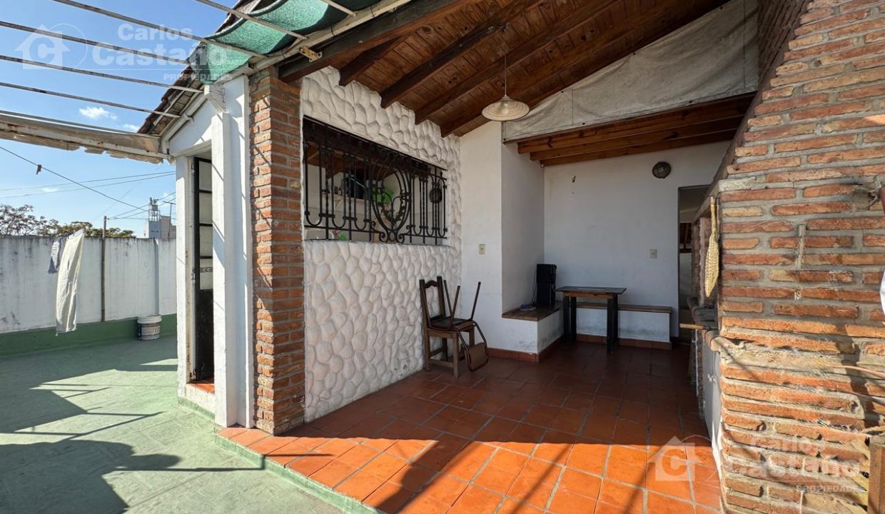 7264805_25209378778778367568478918274769230409622973410579197317932472978043765803059