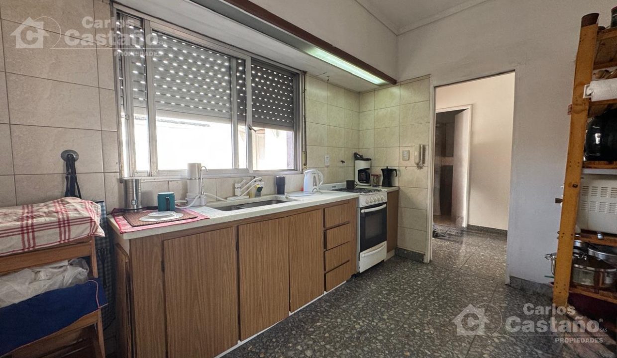 7264805_69194371594868222451045185218124329004793608453602144208606500576252292670216