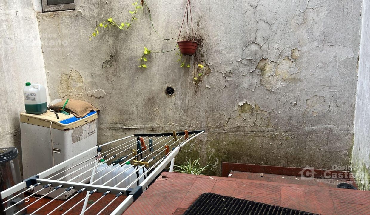 7271889_71433192109530517858541204601042661685107474151998092933684405847462382192350