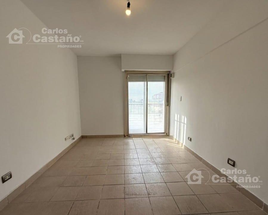 7288540_82744348142031088296185922414863584431183447545068871783101280022576412877439