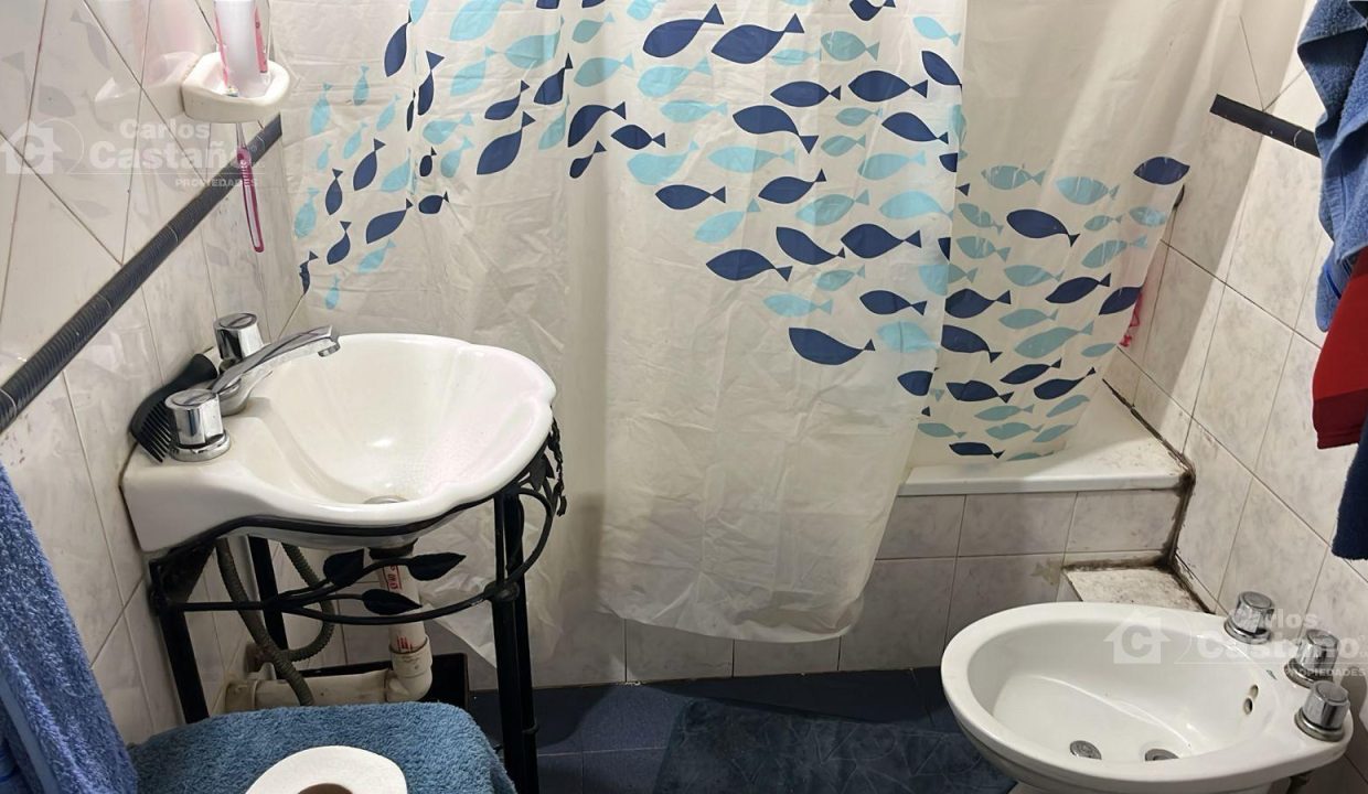 7298534_60222221041646108346863797011875206325581823868136371565821356378405825325244