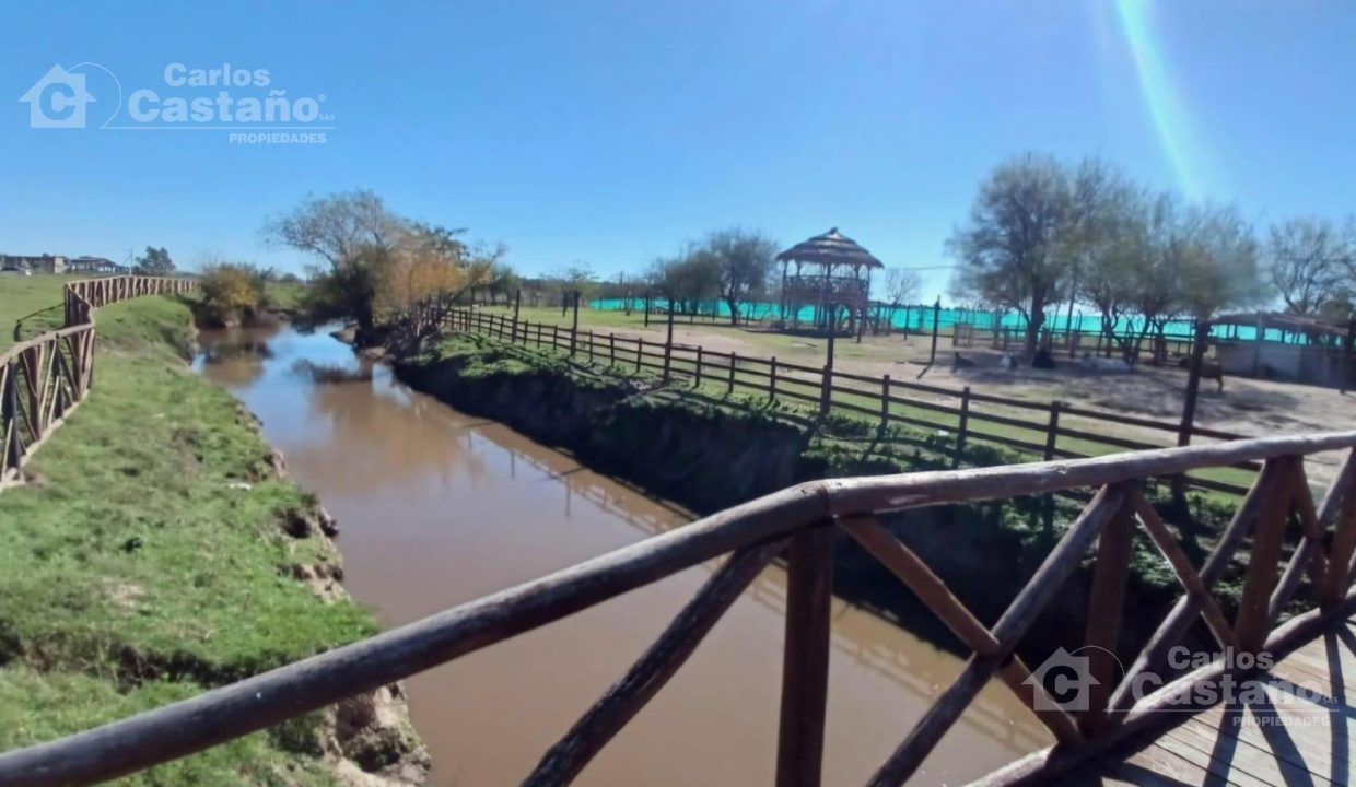 7300393_89487775598667448979770423732435900450146877606905831790060093306628439275612