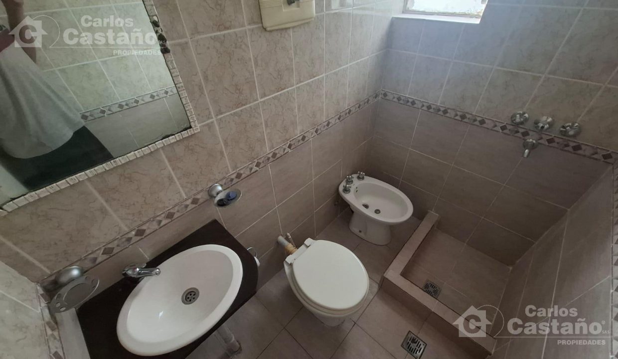 7302980_18788709412696481388012411931867075094378315603119906399257181771252692986564