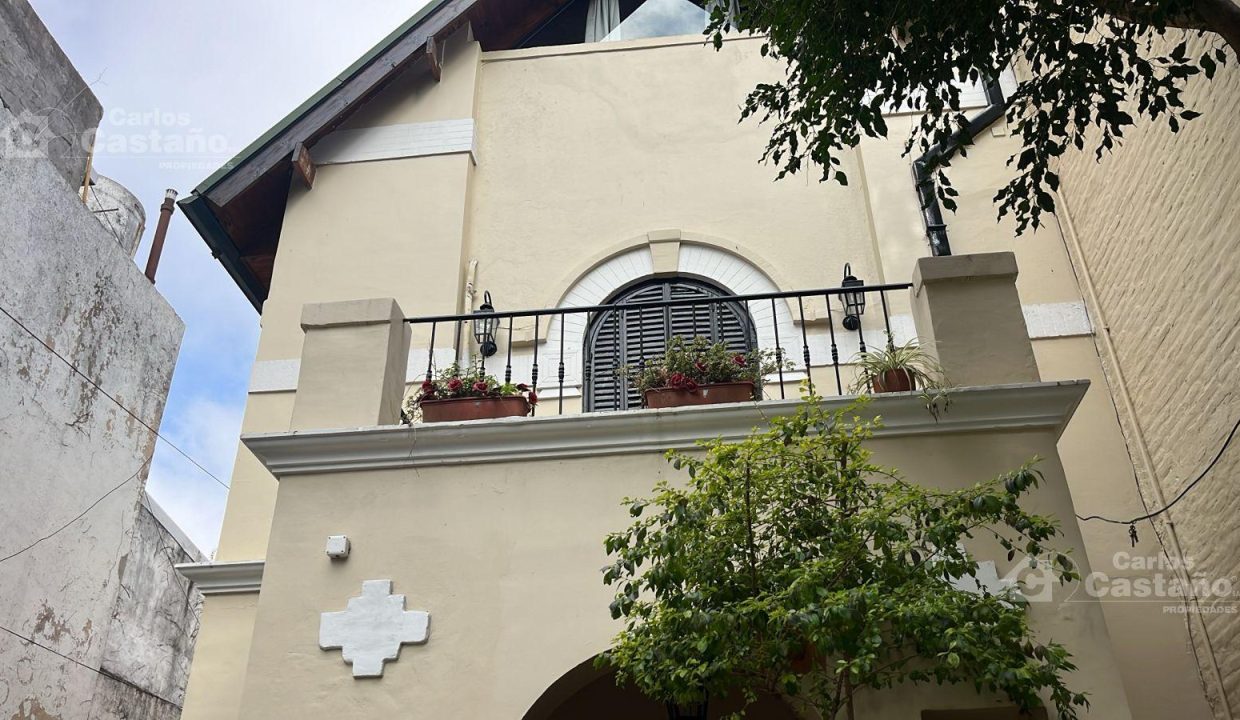 7317551_40852612424256808546729814542088577264652836295907864781759992280060301890906