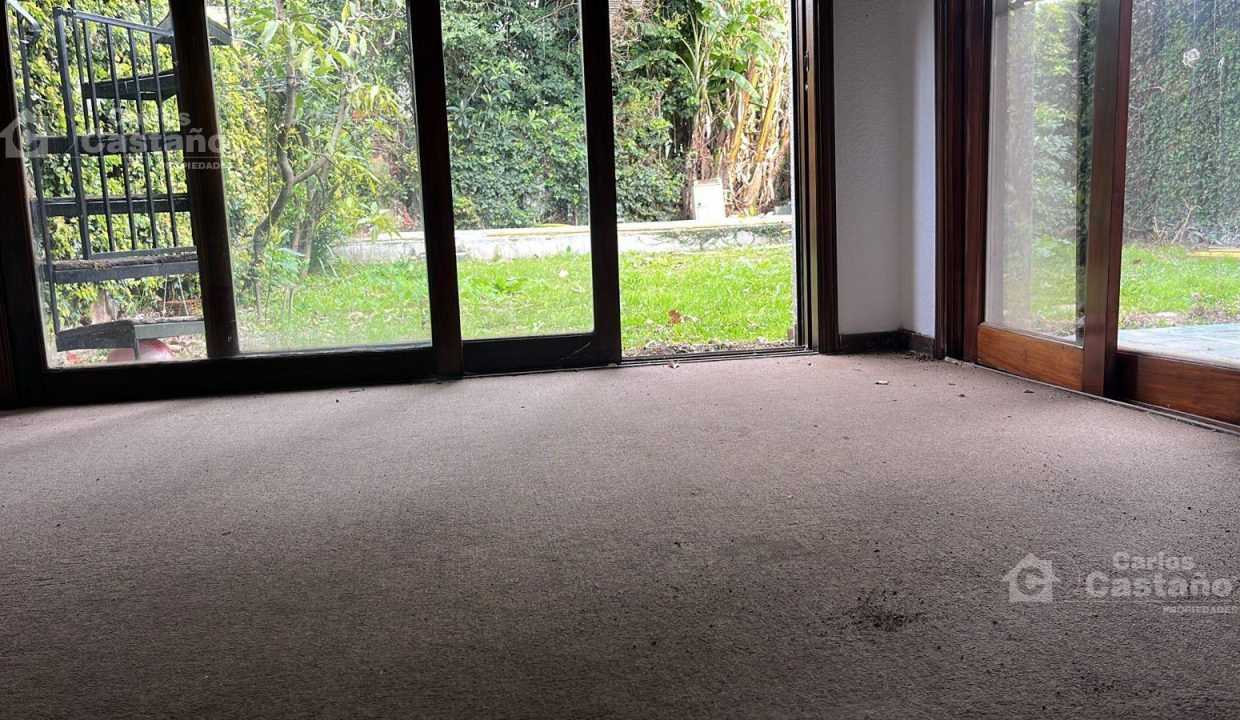 7317551_4248449164403035551352045947802028527011949254770436414137429220561792395441