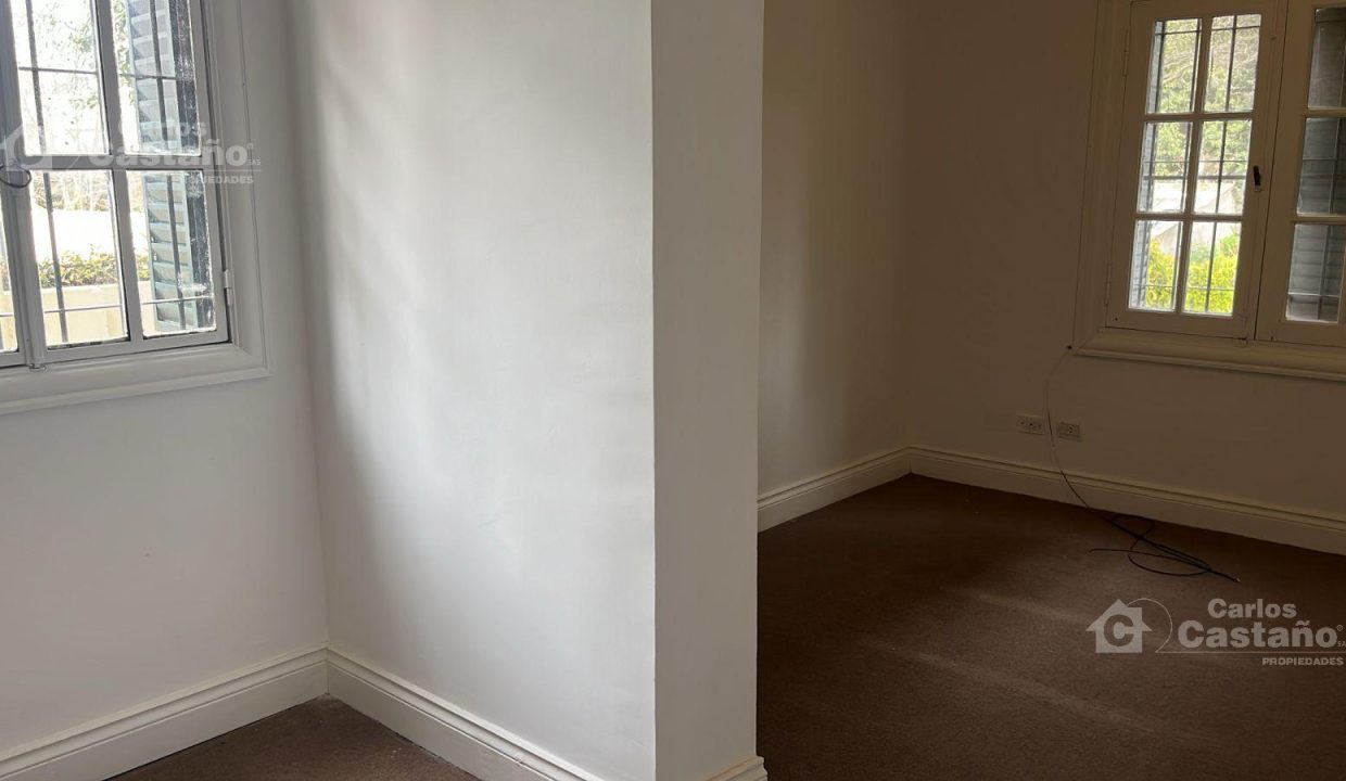 7317551_50369574767056119249840476515657601835772775628064838719729122219414259988680