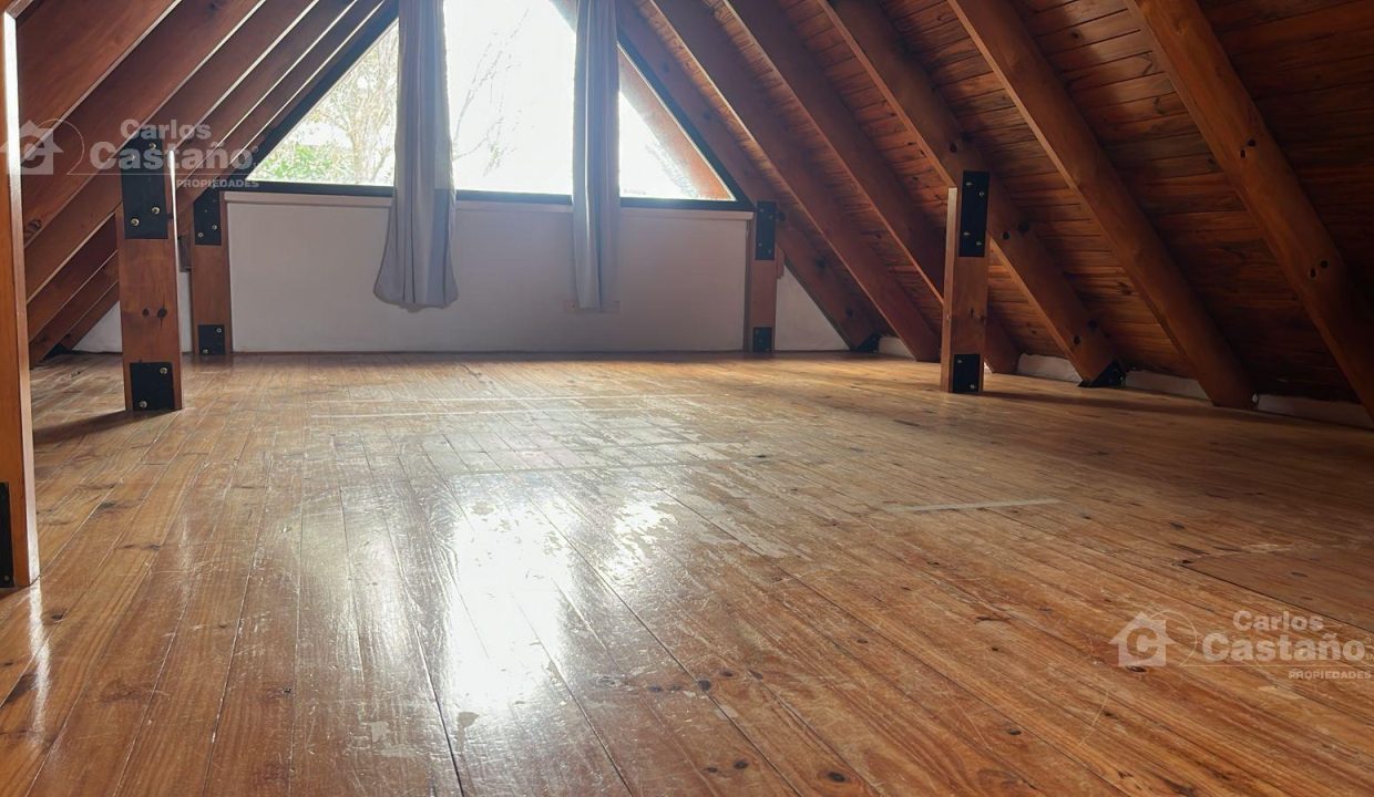 7317551_72608403159576656896676515999877228672635188715781946764030604736586992189844