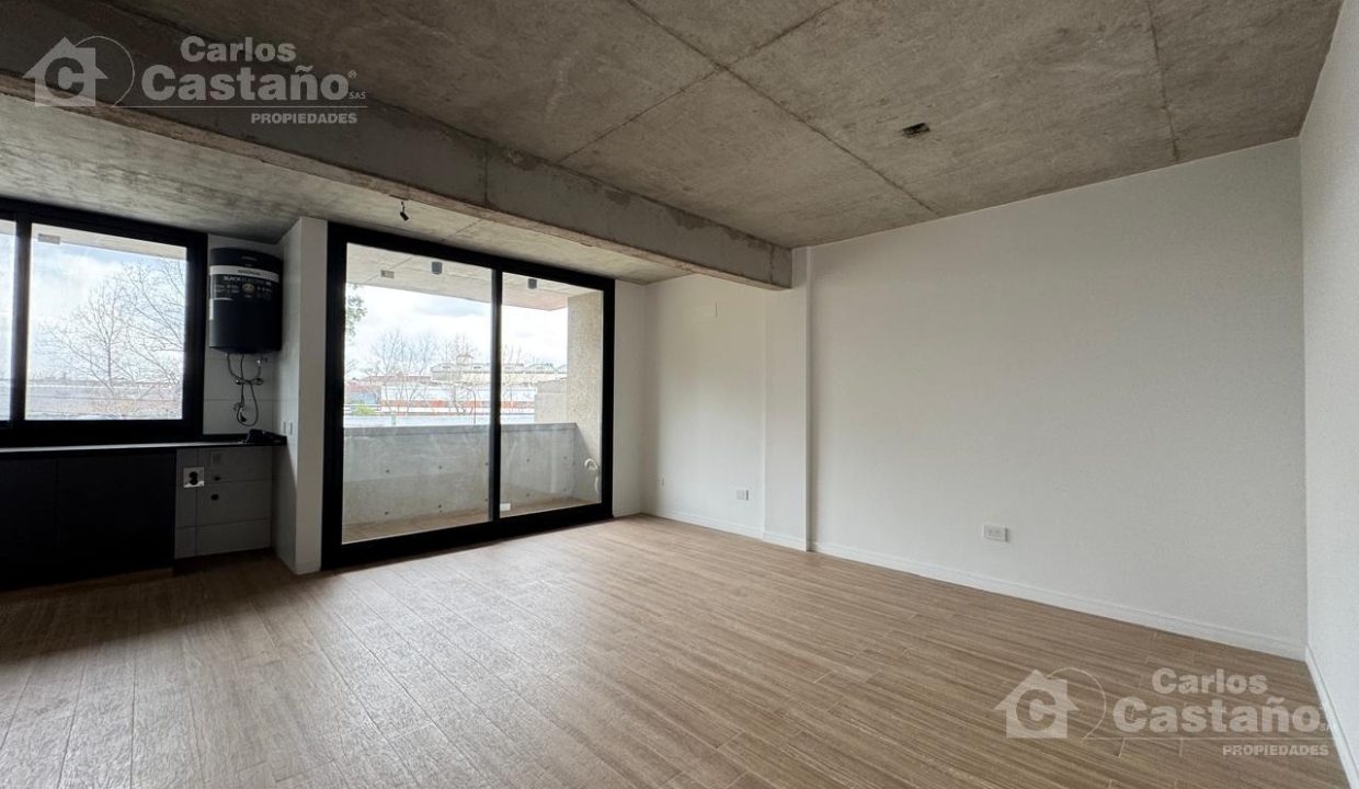 7320931_67436515224852684331528934297726316633875466390484438094037545262459346355731