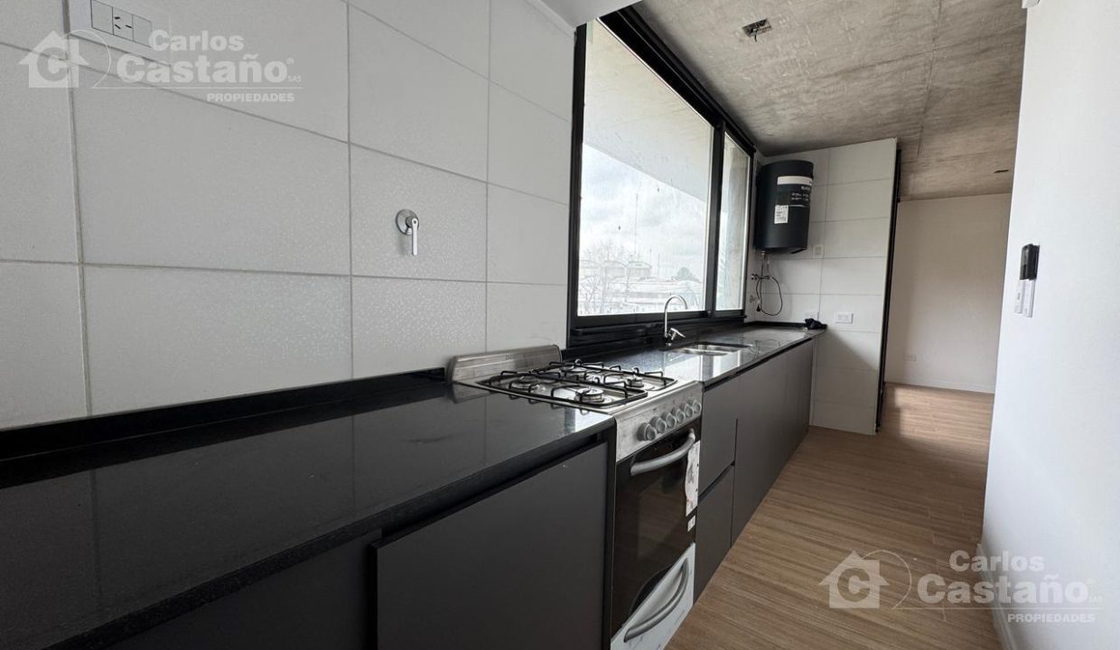 7321136_78870696337773333040400648245538194368322602338500582858962851116218309925302