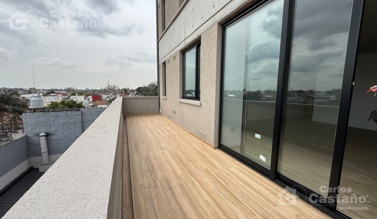 7321243_51697756263410261505236245596882350837956556662135010378940436303389424532595