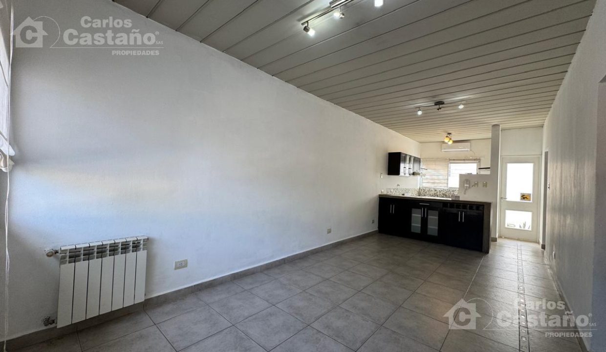 7340517_45166562849580449730032213048557405946181272314915820198589750492489524325706