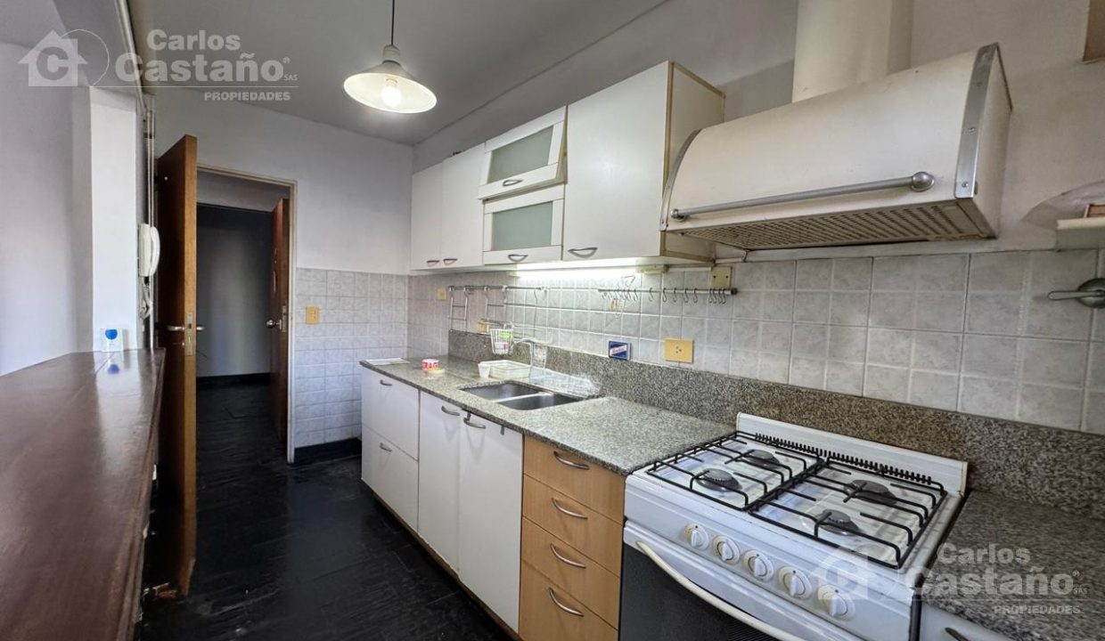 7356473_42347740359139864587496145628437920992300591065293866358828257338663235026420