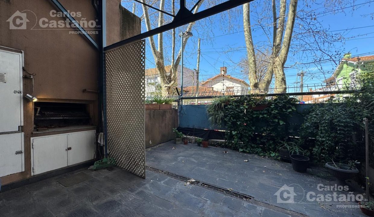 7356473_92529948417217653381869578545536385303981402732009899357265579911857699688276