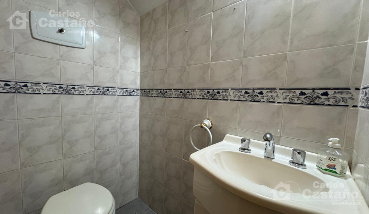 7366749_38644577797358108944793482801522400359013710371132990571549818961133903741705