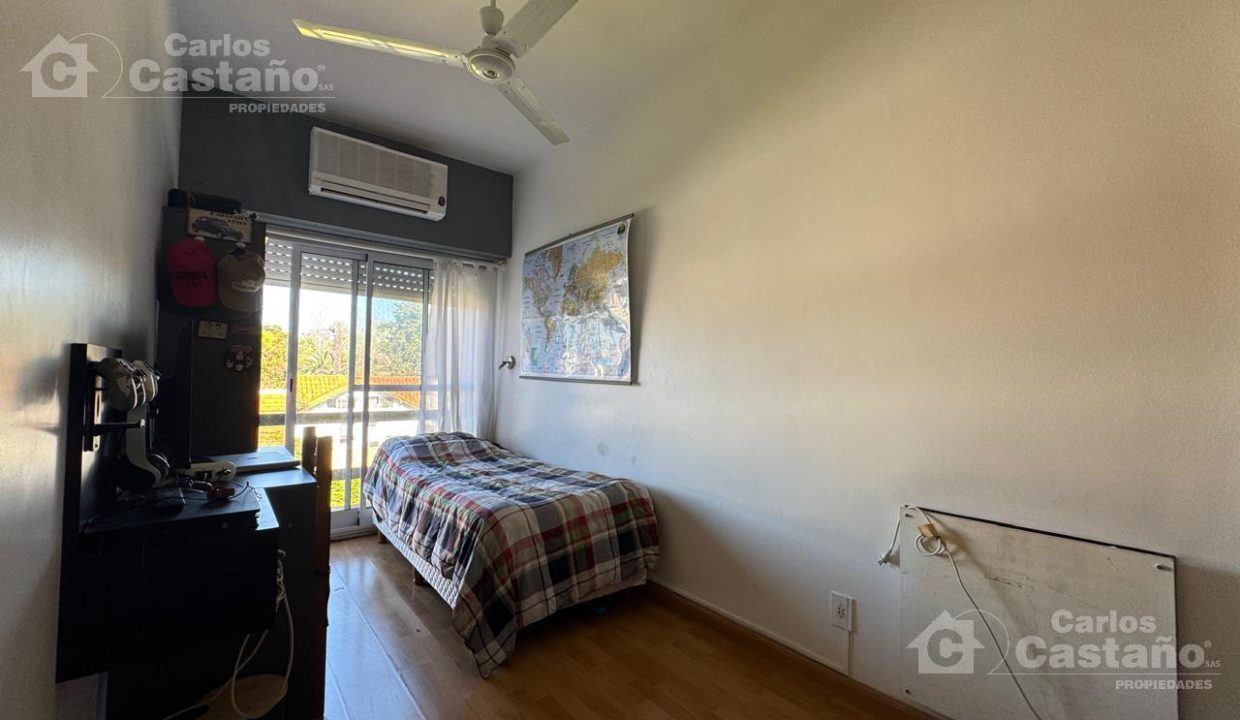 7370207_76093387869601274365234264129551897075315704677142339958770358504101062528800