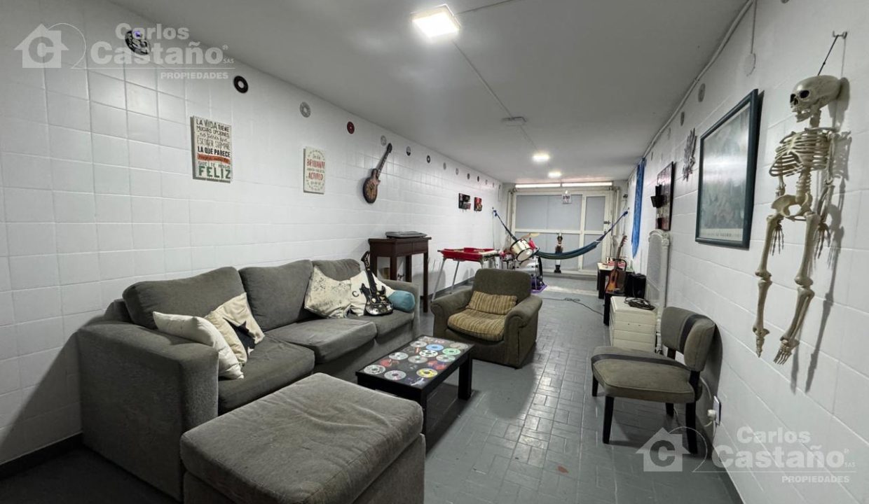 7370207_93888811480146429249978850418094411504693429092382431001949917378961381413438