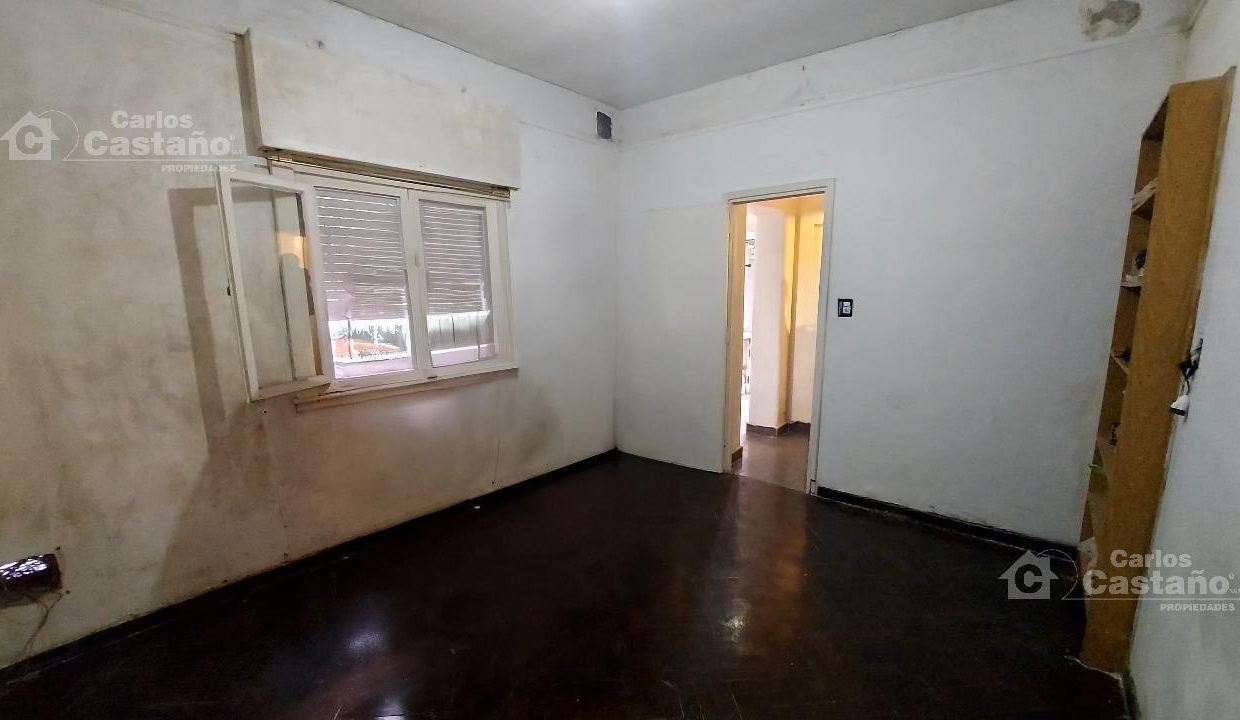 7373456_73189380440350407125305409757667680042906040124263549021170863357174211218238