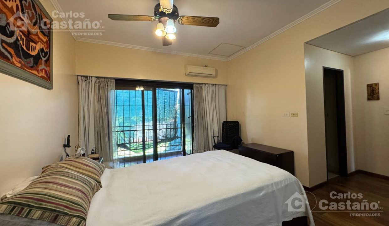 7375601_51926378092956808777951626440883968142552227926644274078088274275581437385794