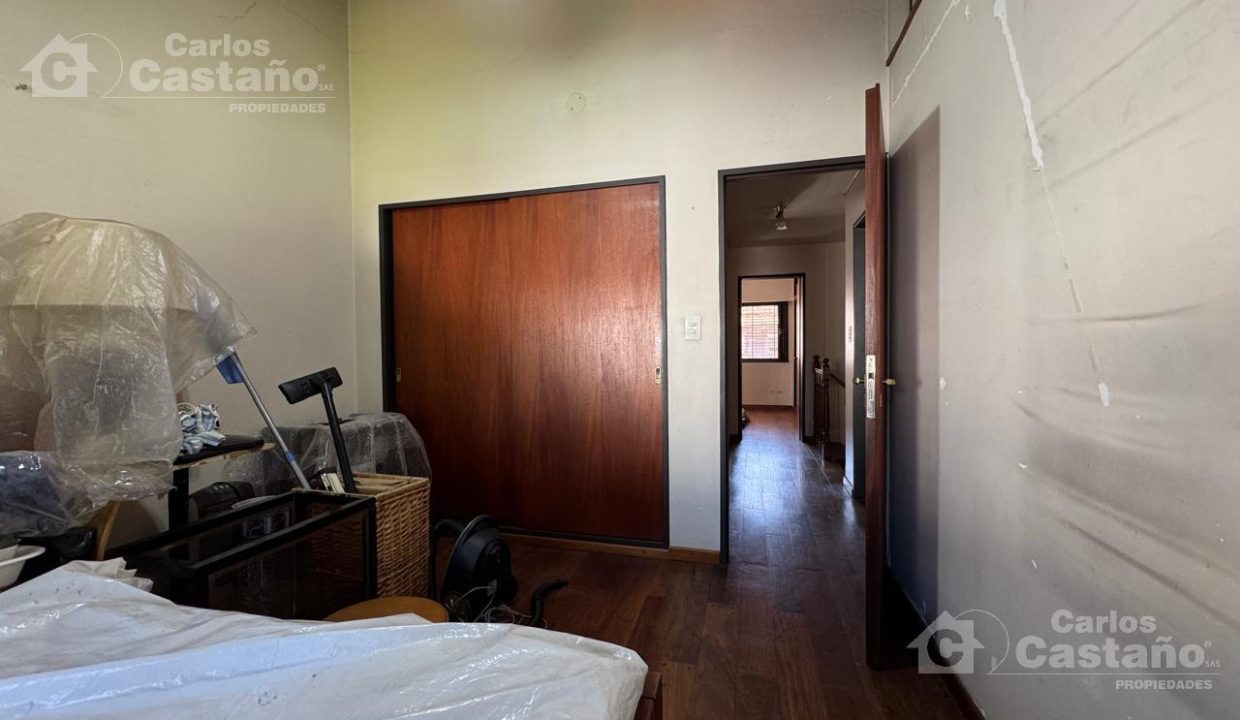 7375601_88934233256212635252944242602053361028899864051660727896634795823553400338378