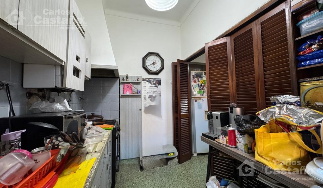 7382540_13080021207230521234678001898129809798698980018280619197204760206929994998306