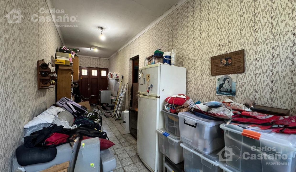 7382540_27567932417469022078721262889968213736159841356476548353245593733016921683973