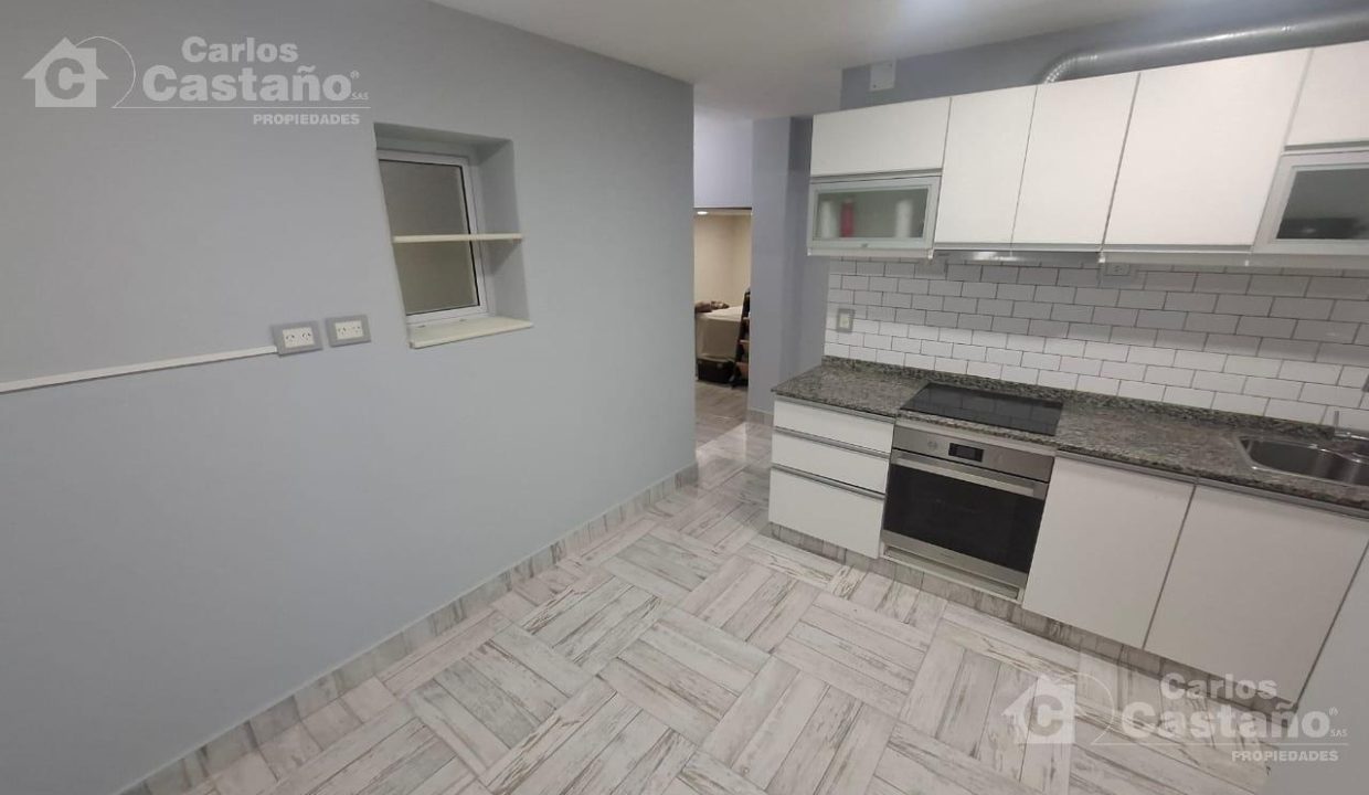 7383410_101165104437272929831671843481158526837743201718986889373418795392140525791701