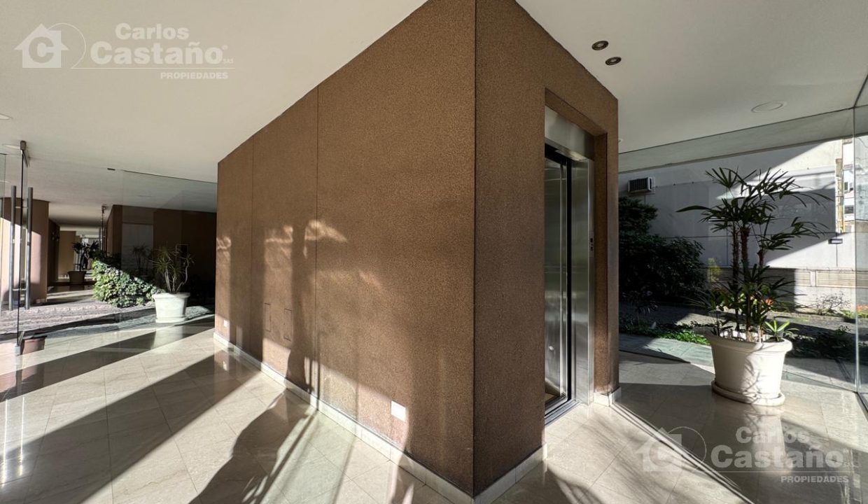 7384377_54319460115620292561340780657236535132446635845292261966766983997689675656965