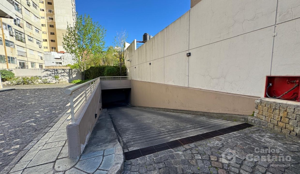 7384377_70357421807297692435286559960127852067321586044797441587888517513963751289525