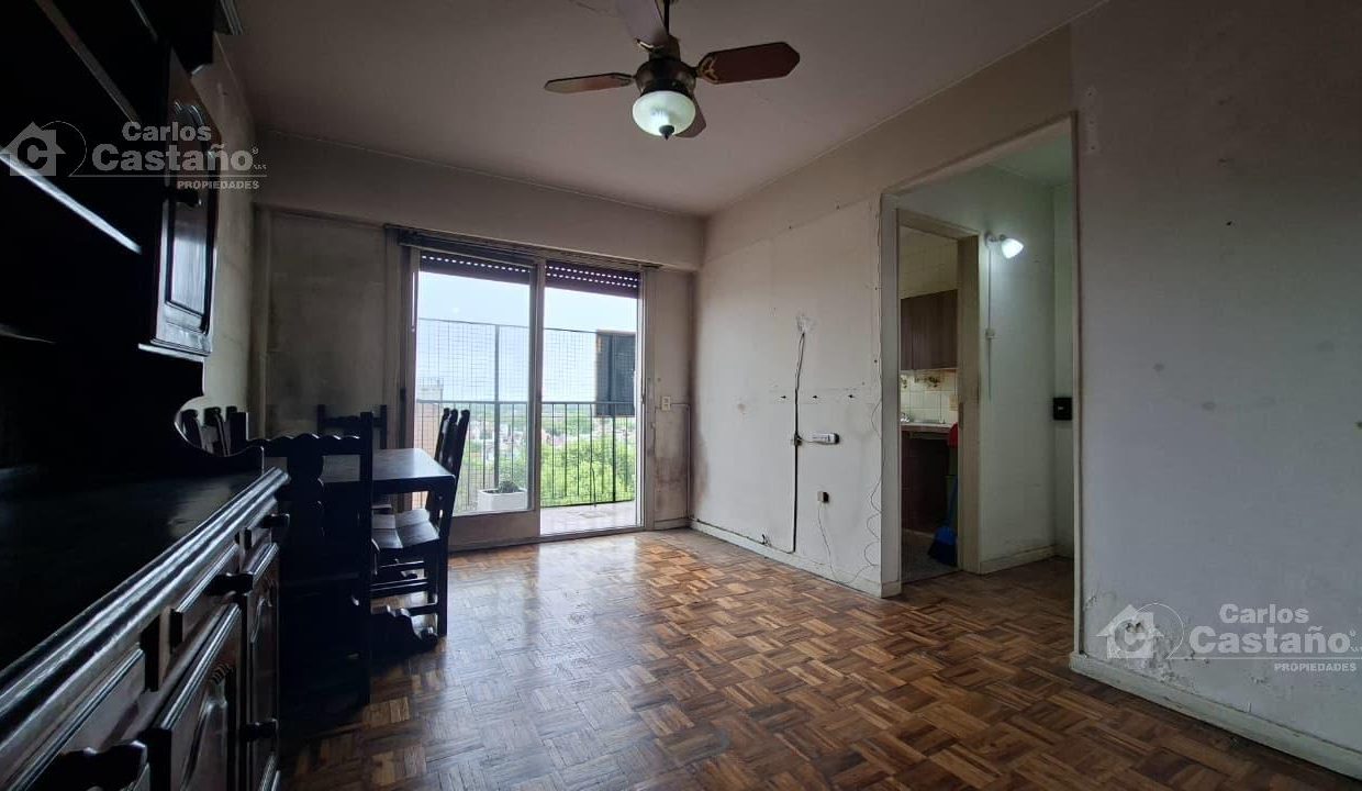 7393324_30228449719309188477280747995889087793310936068087980428547667556714313460721