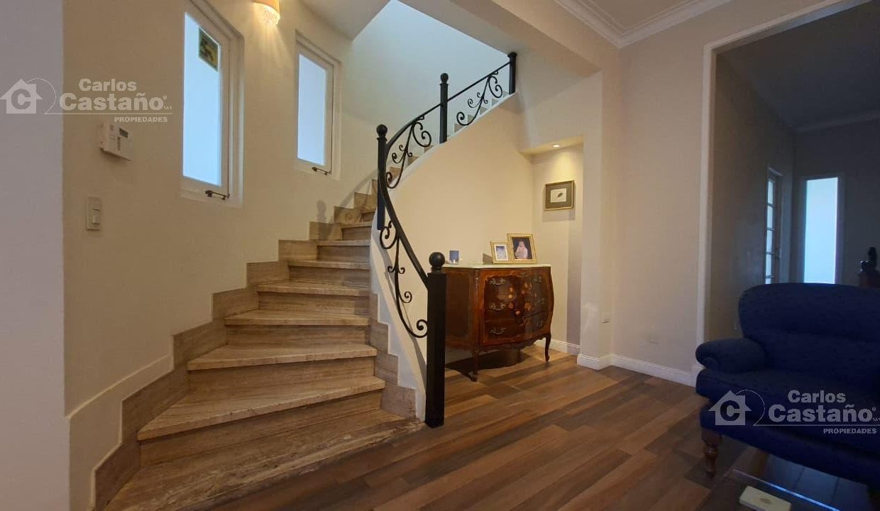 7393379_26024047431738073505538882701623089762362464747842644119221207817610123715459