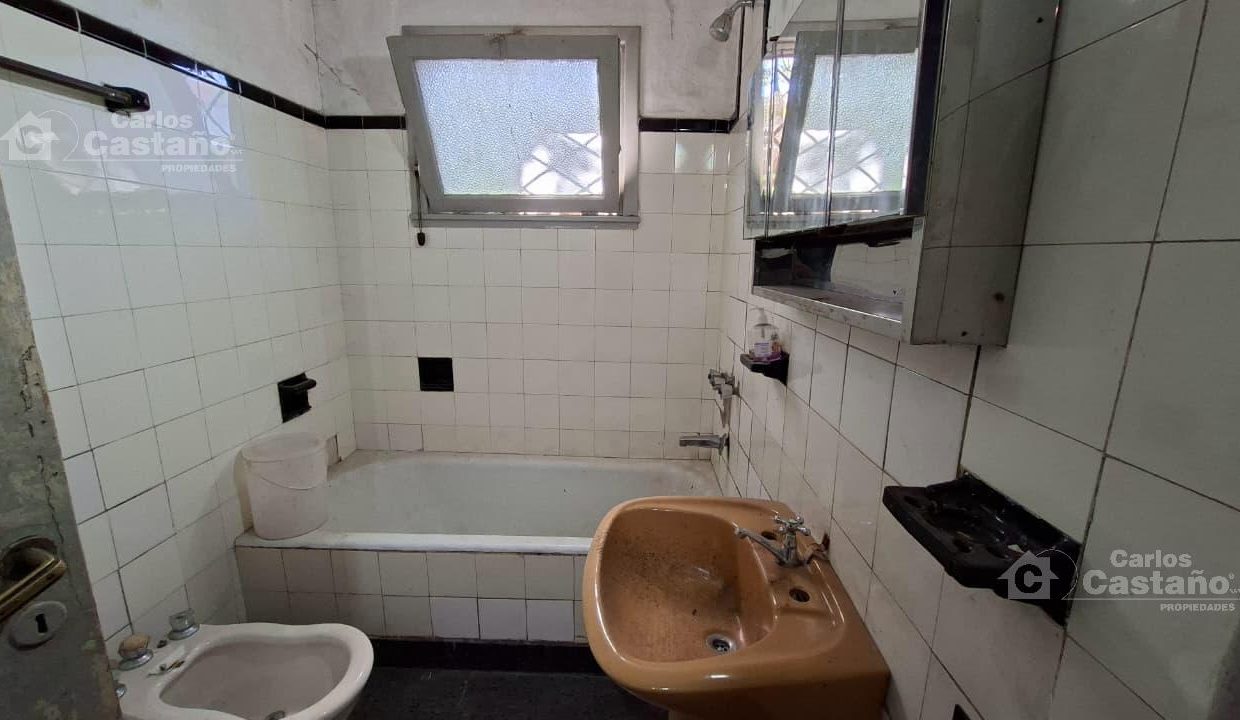 7400367_24829543787890018010386475437282640152933372755111999039015996526502680400684