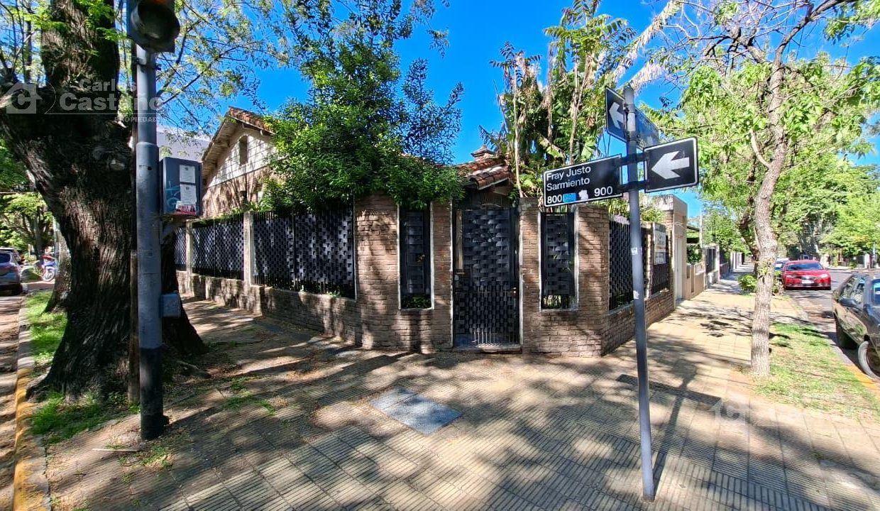 7400367_6204373166701746377587648679947170314523240843119100962552791215417697727427