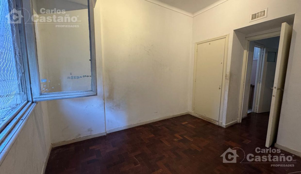 7403018_111573460294974296327355667444880825708190310328219731758756410403759317170134