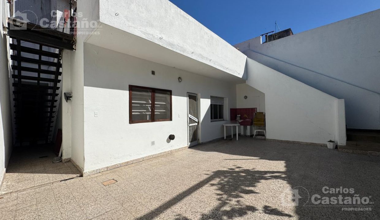 7403485_12859210749098387741765691138265745874305583853493750593752156110341754226817