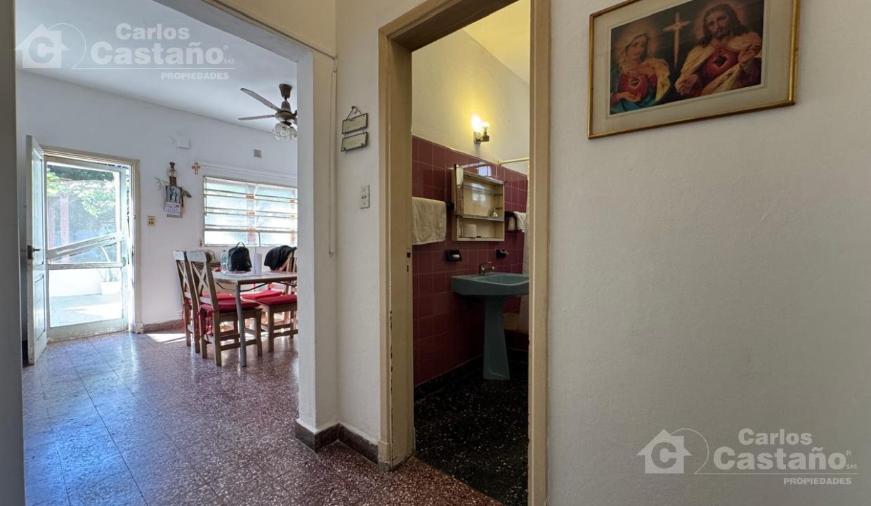 7403485_30547059528647891704807185940670913563334571895537881633559404433526071492821